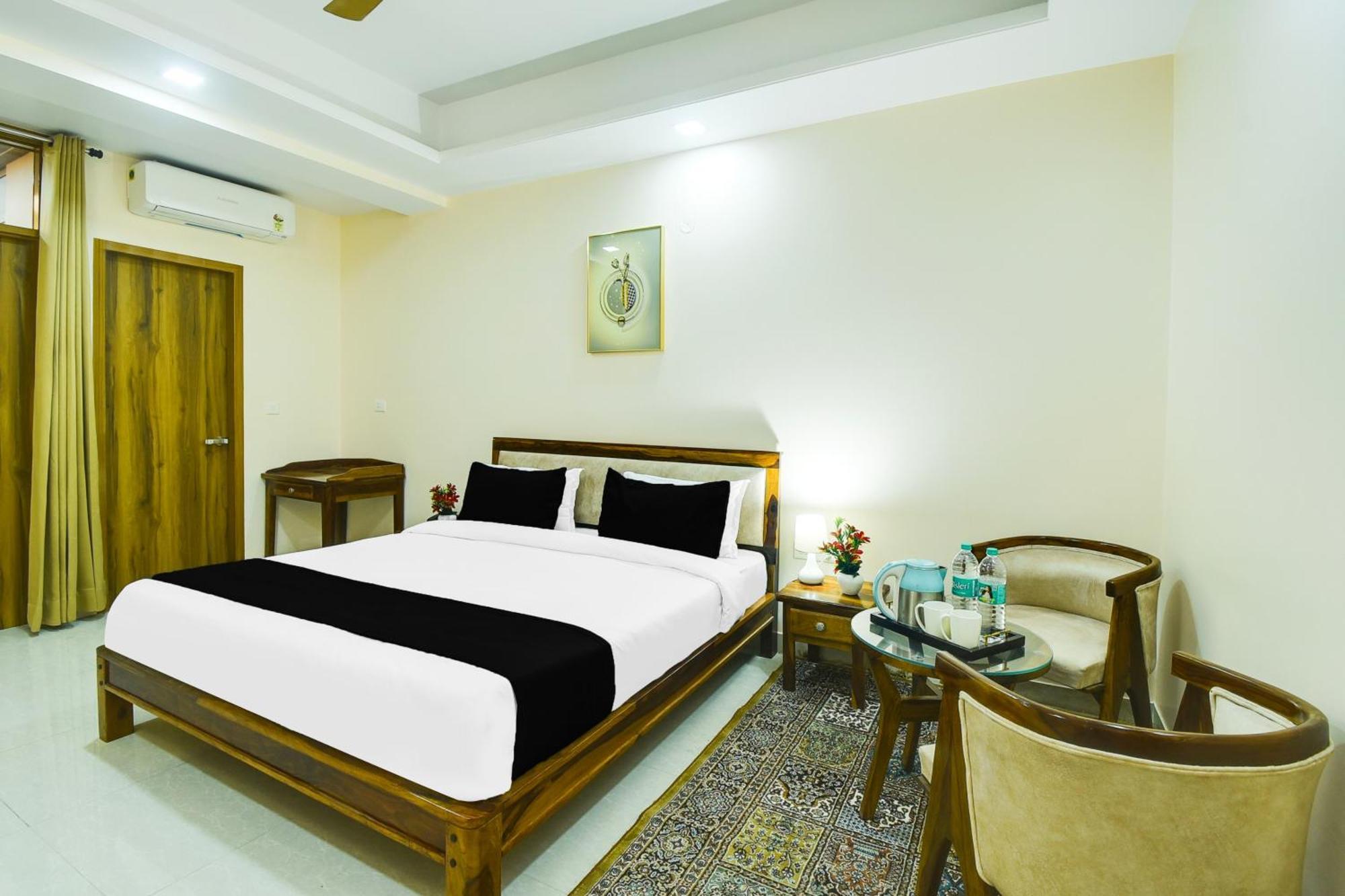Hotel Super O Royal Retreat